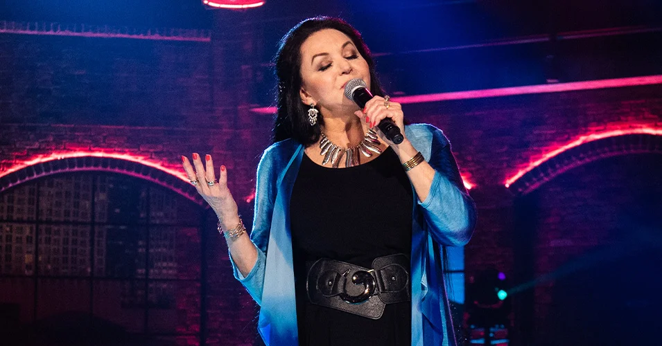 south-florida-folk-and-acoustic-music-Club with the Miniaci Performing Arts Center Crystal Gale